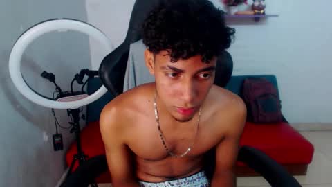 leam_1 online show from 11.13.25