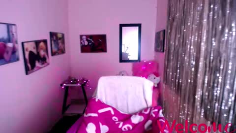 Leandra online show from 01.24.25