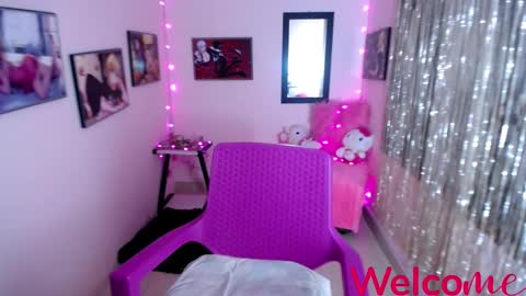 Leandra online show from 02.26.25