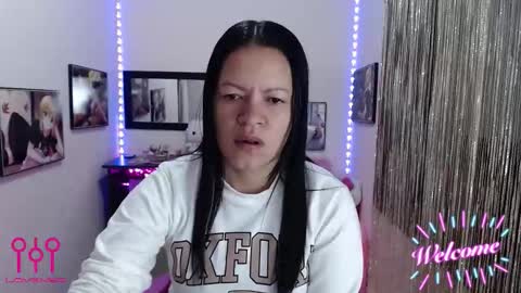 Leandra online show from 10.08.25