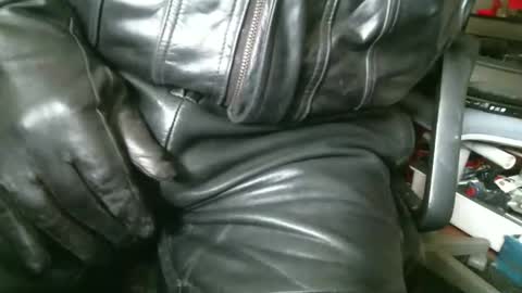 Leathermotocross online show from 05.17.26