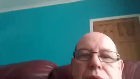 leatherpants68 online show from 10.17.25