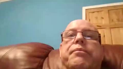 leatherpants68 online show from 11.04.25