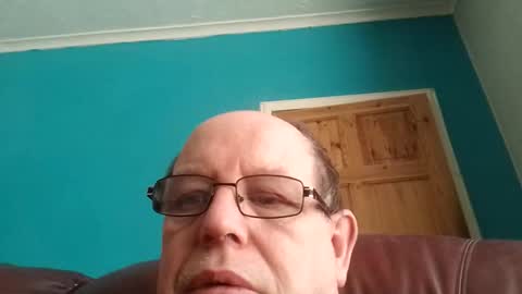 leatherpants68 online show from 04.06.26