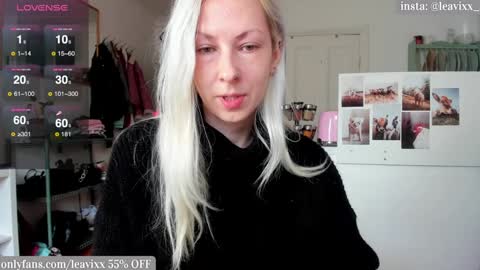 LeaVixx online show from 12.18.24