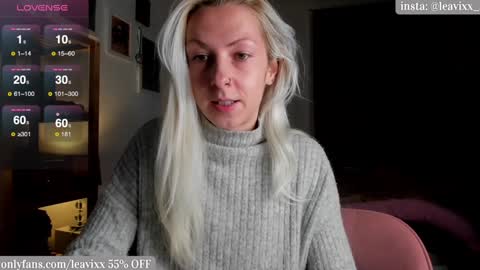 LeaVixx online show from 12.22.24