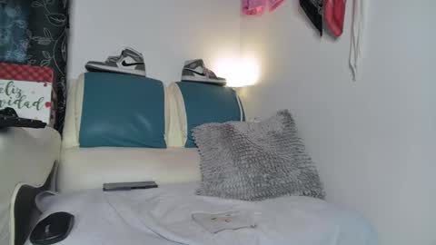 leenar_key online show from 02.15.25