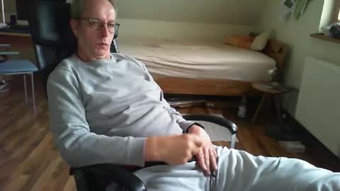 Dave online show from 03.02.25