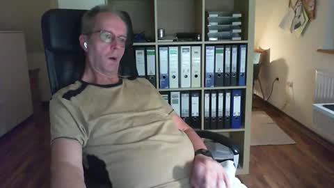 Dave online show from 09.22.25