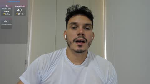 Snapshot of legolas_15 chatting on 10.02.25 Alejandro online show from 10.02.25