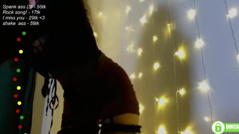 hey Im Leia and I love rock  online show from 01.25.25