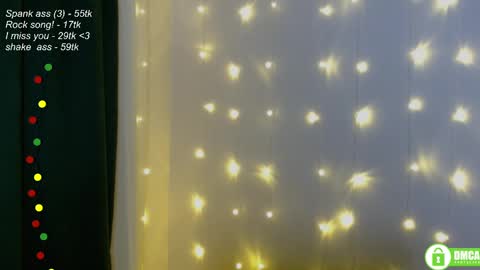 hey Im Leia and I love rock  online show from 01.25.25