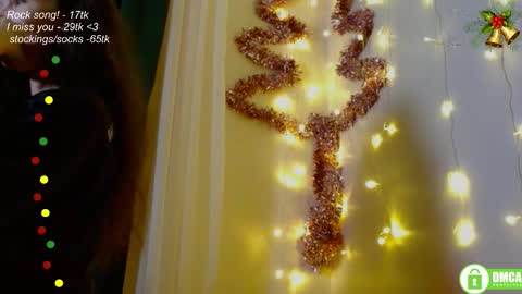 hey Im Leia and I love rock  online show from 12.05.25