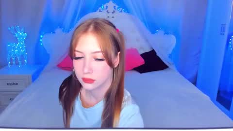 Snapshot of leiawow chatting on 12.23.24 leiawow online show from 12.23.24