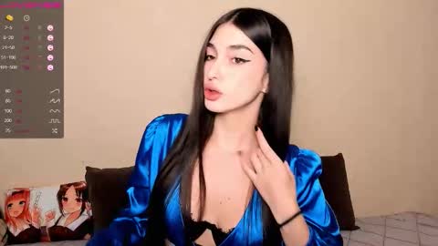 Leila online show from 11.22.25