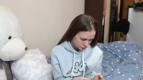 leila_bambi online show from 12.09.24