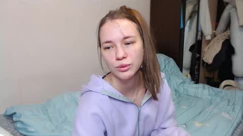 leila_bambi online show from 02.19.25