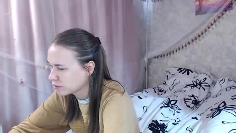 leila_bambi online show from 03.17.26