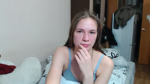 leila_bambi_ online show from 12.24.24