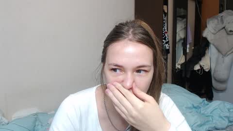 leila_bambi_ online show from 02.04.25