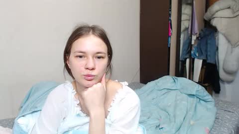 leila_bambi_ online show from 02.11.25