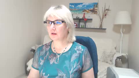 Leila Kinky online show from 02.20.25