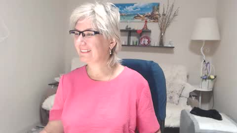 Leila Kinky online show from 09.26.25