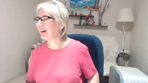 Leila Kinky online show from 02.26.26