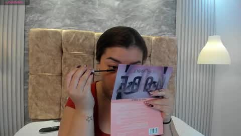 leilapons online show from 11.16.25