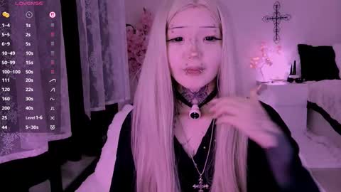 Snapshot of lein_bone chatting on 03.07.26 Lein online show from 03.07.26