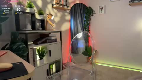 Snapshot of lela_ryan chatting on 03.12.25 Lela online show from 03.12.25