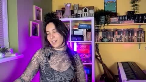 Snapshot of lelianahazel chatting on 01.13.26 LelianaHazel online show from 01.13.26