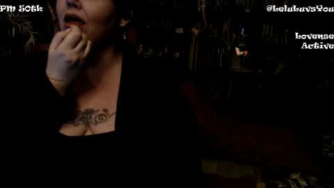 Lelu Fallas online show from 01.04.25