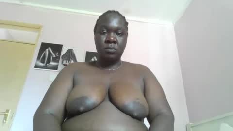 Snapshot of lemon_girl90 chatting on 11.02.25 lemon_girl90 online show from 11.02.25