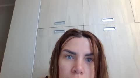 Snapshot of lena6122000 chatting on 09.12.25 lena6122000 online show from 09.12.25