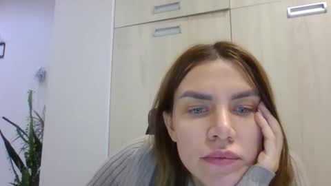 Snapshot of lena6122000 chatting on 10.21.25 lena6122000 online show from 10.21.25