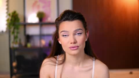 Lena Laurent online show from 04.16.26