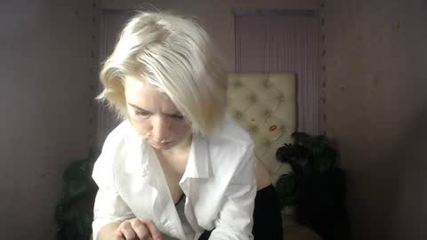 Lena online show from 02.08.25