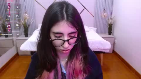 Snapshot of lena_roses chatting on 11.13.25 Lena online show from 11.13.25