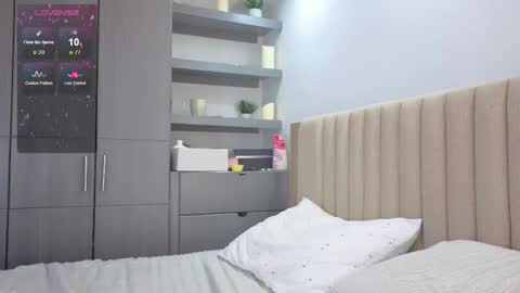 Lena online show from 10.08.25