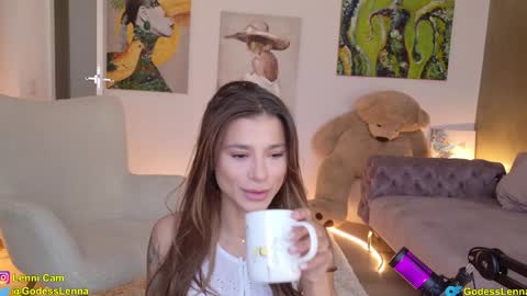 Lenna Goddess online show from 02.07.25