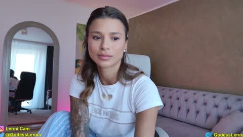 Lenna Goddess online show from 09.28.25