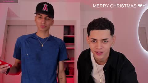 Snapshot of lennercollins_ chatting on 12.31.24 Lenner INDEPENDENT MODEL online show from 12.31.24