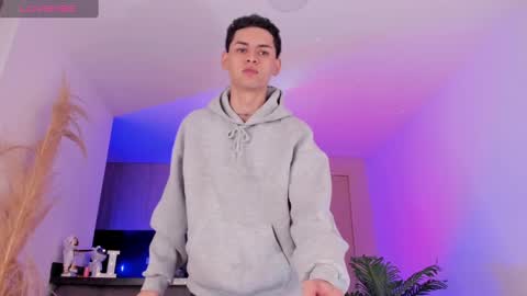 Snapshot of lennercollins_ chatting on 02.16.25 Lenner INDEPENDENT MODEL online show from 02.16.25