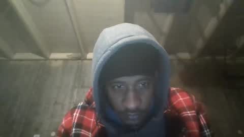 Snapshot of leo199984 chatting on 02.15.25 leo199984 online show from 02.15.25