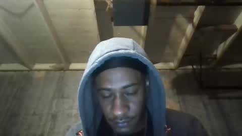 Snapshot of leo199984 chatting on 11.08.25 leo199984 online show from 11.08.25