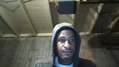 Snapshot of leo199984 chatting on 11.11.25 leo199984 online show from 11.11.25