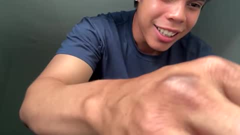 leo7_05 online show from 10.01.25