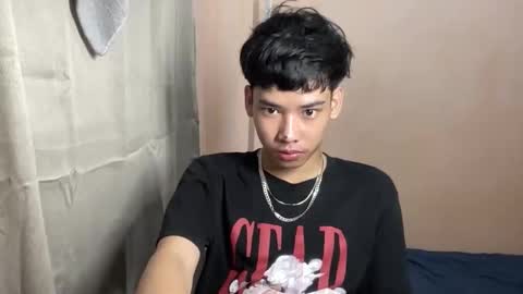 Snapshot of leo_hottiesexyasian chatting on 10.26.25 Leo online show from 10.26.25