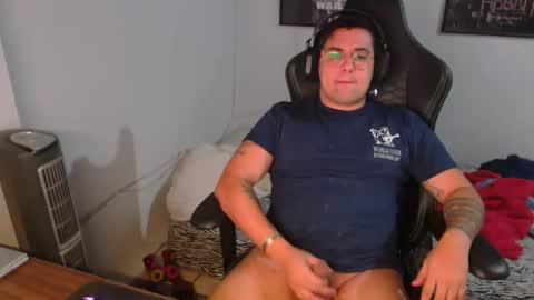 Snapshot of leo_star69 chatting on 11.30.25 leo_star69 online show from 11.30.25